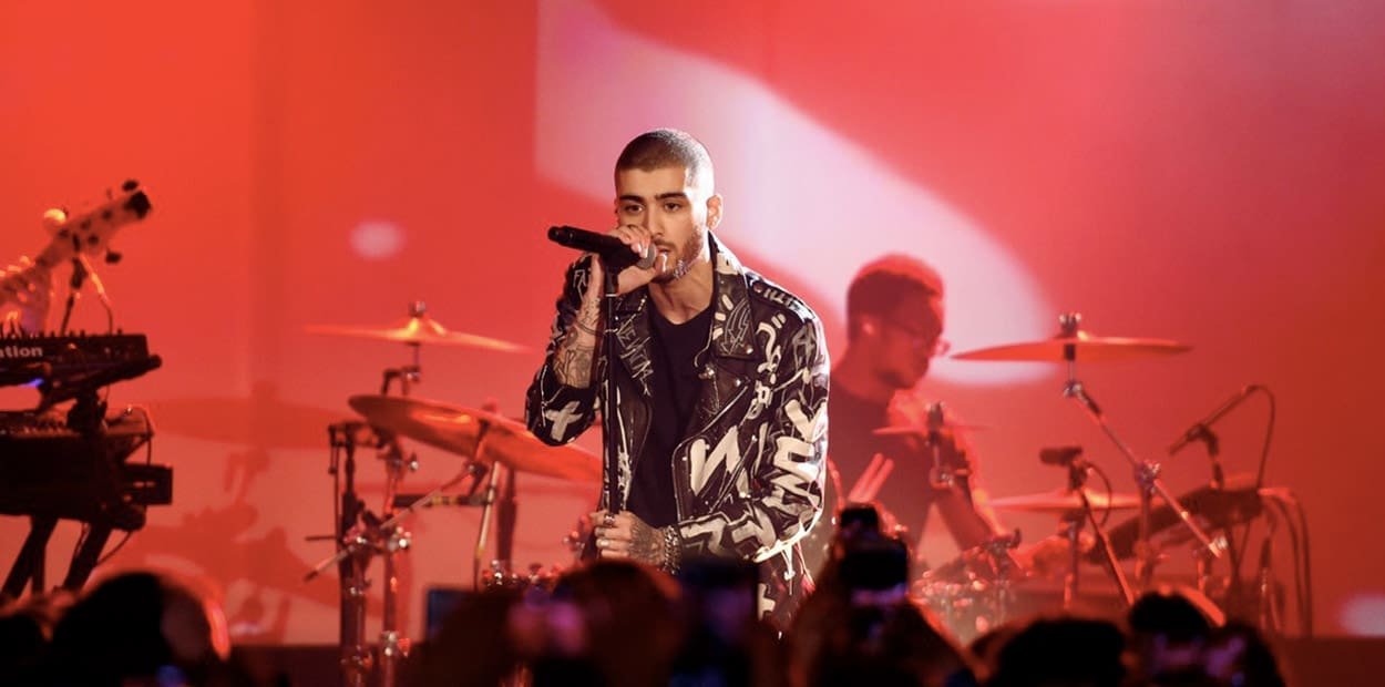 Zayn Malik’s first gig left fans enraged and disappointed