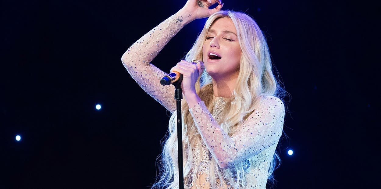 Kesha confirmed to perform at 2016 Billboard Music Awards