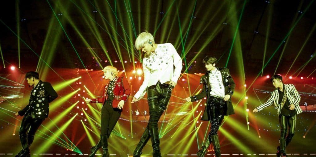 SHINee reveal first international stop of SHINee World V Tour