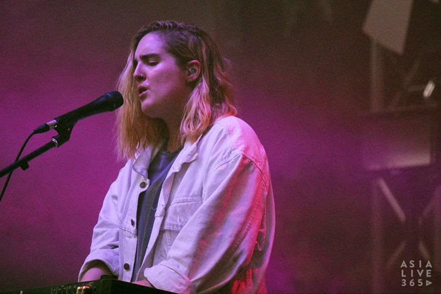 Shura at Neon Lights 2017, Fort Canning National Park, Singapore, November 26, 2016 ©AsiaLive365