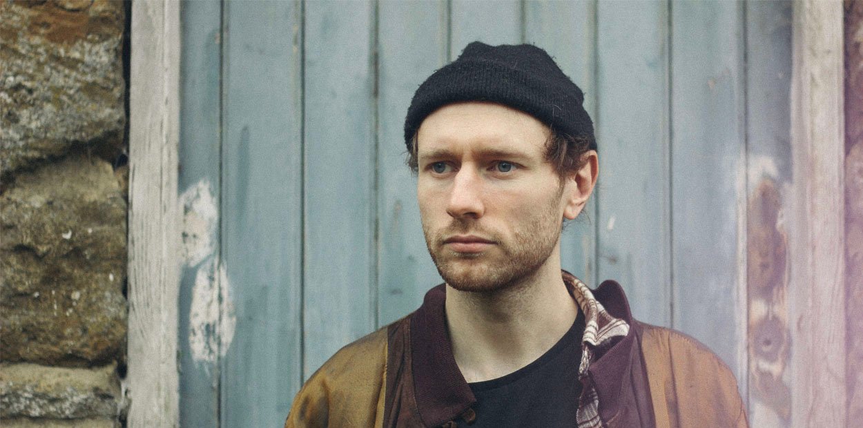 Indie singer-songwriter Novo Amor will perform in Singapore in March!