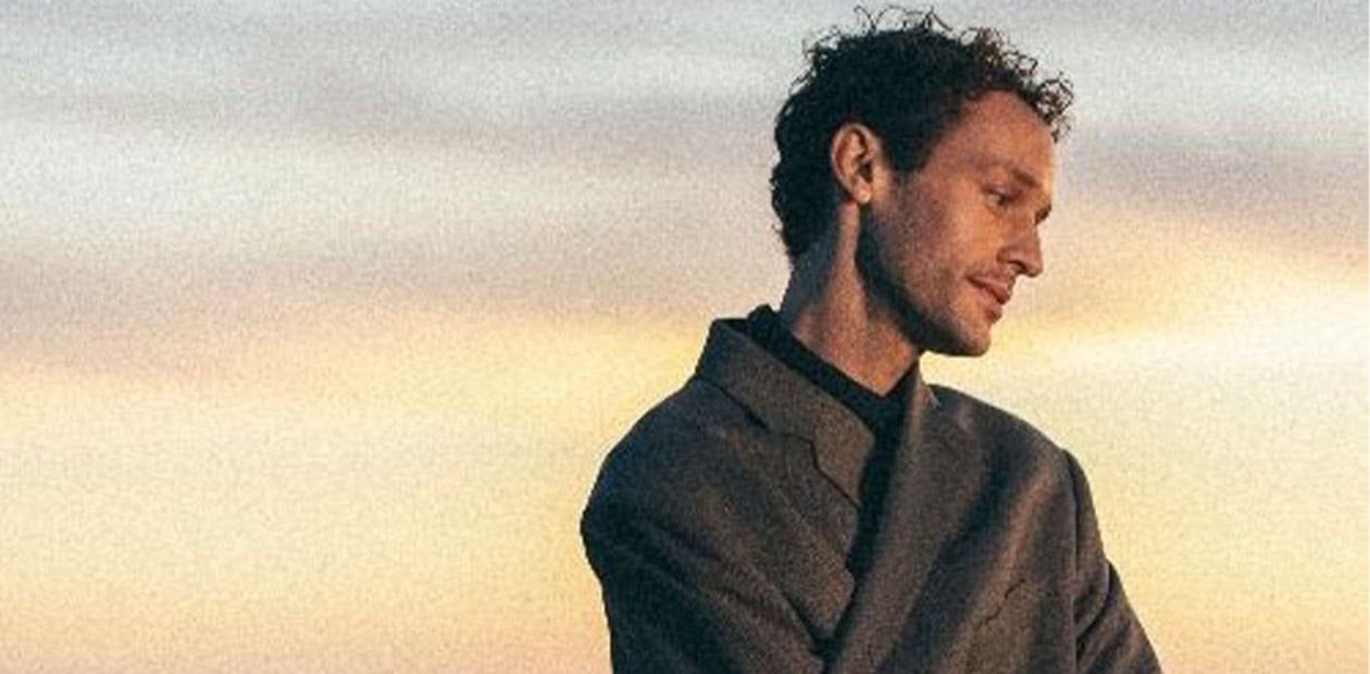 Wrabel announces debut album and shares captivating video for ‘nothing but the love’